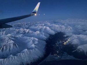 how long is the flight from seattle to anchorage